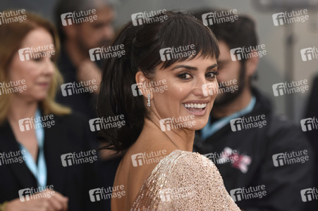 'Loving Pablo' Premiere, San Sebastian Film Festival 2017