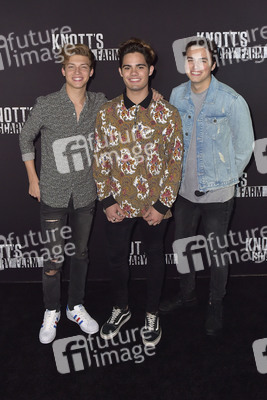 Knott's Scary Farm & Instagram's Celebrity Night in Buena Park