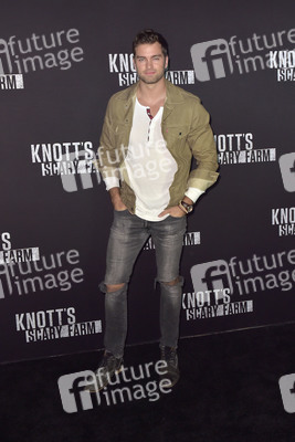 Knott's Scary Farm & Instagram's Celebrity Night in Buena Park