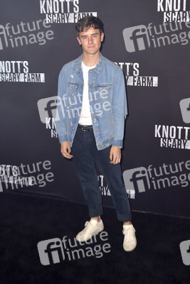 Knott's Scary Farm & Instagram's Celebrity Night in Buena Park