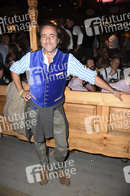 In Kufflers Weinzelt auf dem Oktoberfest  2017 in München