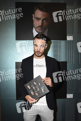 Vernissage 'We are all the same!' in München