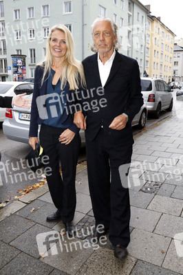 Filmpremiere 'Schumanns Bargespräche' in München
