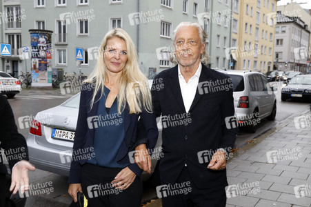 Filmpremiere 'Schumanns Bargespräche' in München