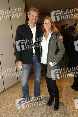 Filmpremiere 'Schumanns Bargespräche' in München