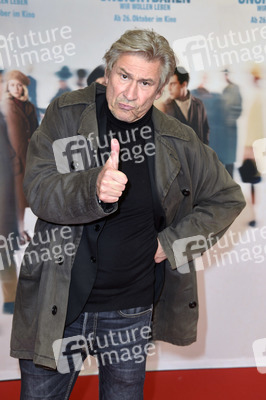 Filmpremiere 'Die Unsichtbaren - Wir wollen leben' in Berlin