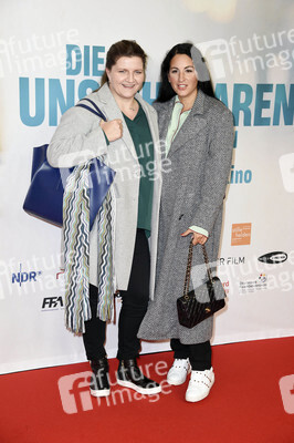 Filmpremiere 'Die Unsichtbaren - Wir wollen leben' in Berlin