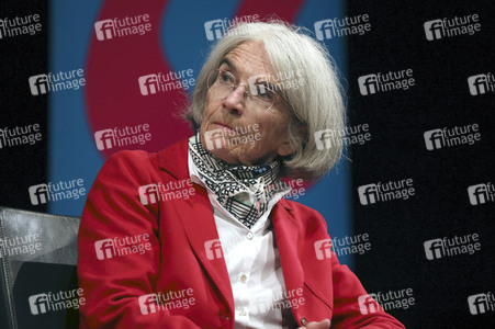 Donna Leon und Annett Renneberg beim lit.Cologne Spezial 2017 in Köln