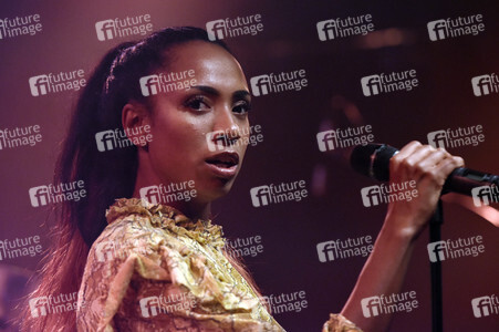 Konzert von Y'Akoto in Hannover