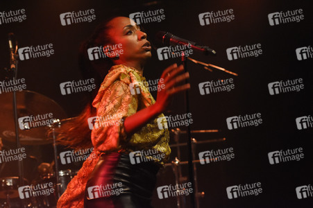 Konzert von Y'Akoto in Hannover