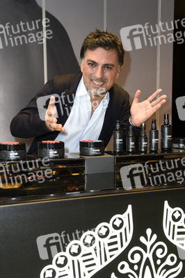 Store-Opening 'Red Carpet Ready' by Shan Rahimkhan in Berlin