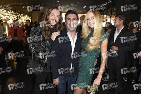 Store-Opening 'Red Carpet Ready' by Shan Rahimkhan in Berlin