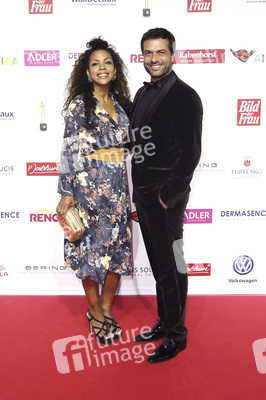 Goldene Bild der Frau 2017 in Hamburg
