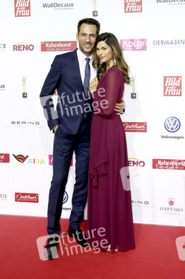 Goldene Bild der Frau 2017 in Hamburg