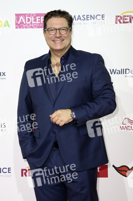 Goldene Bild der Frau 2017 in Hamburg