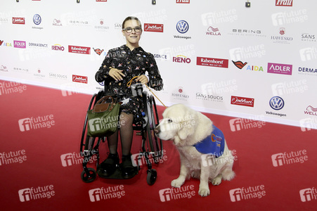 Goldene Bild der Frau 2017 in Hamburg