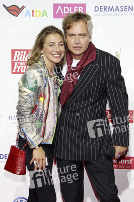 Goldene Bild der Frau 2017 in Hamburg