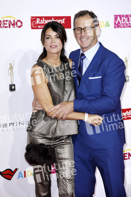 Goldene Bild der Frau 2017 in Hamburg