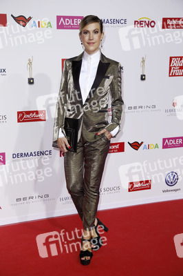 Goldene Bild der Frau 2017 in Hamburg