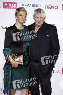 Goldene Bild der Frau 2017 in Hamburg