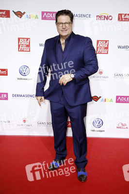 Goldene Bild der Frau 2017 in Hamburg