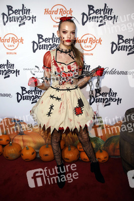 3. Halloween Party by Natascha Ochsenknecht 2017 in Berlin