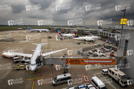 Symbolfoto Flughafen Düsseldorf