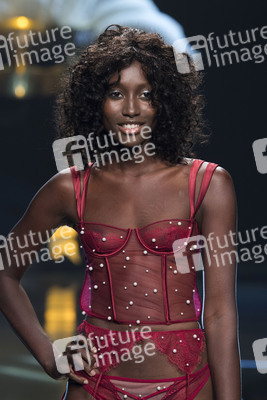 Präsentation der Women'Secret Night Kampagne 'Wanted' in Madrid