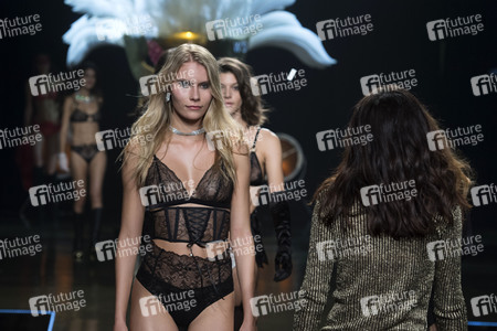 Präsentation der Women'Secret Night Kampagne 'Wanted' in Madrid