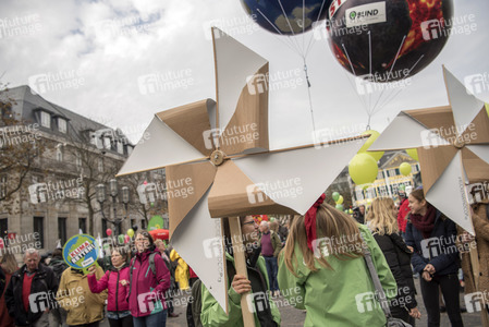 Großdemo 'Klima schützen – Kohle stoppen!' in Bonn
