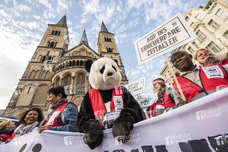 Großdemo 'Klima schützen – Kohle stoppen!' in Bonn