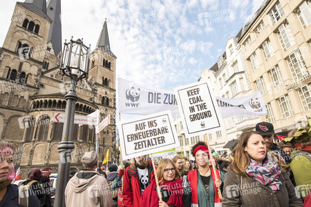 Großdemo 'Klima schützen – Kohle stoppen!' in Bonn