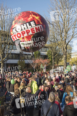 Großdemo 'Klima schützen – Kohle stoppen!' in Bonn