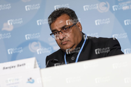 NGO CEEW Pressekonferenz auf dem Weltklimagipfel 2017 in Bonn
