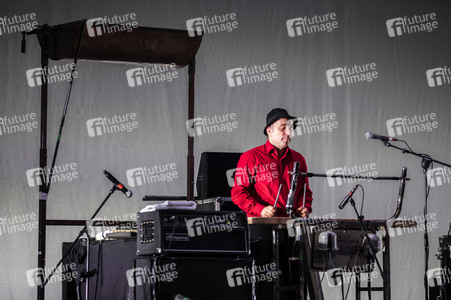 Konzert von Einstürzende Neubauten in Duisburg