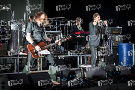 Konzert von Einstürzende Neubauten in Duisburg
