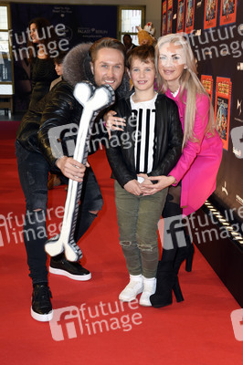 Weltpremiere 'Spiel mit der Zeit' in Berlin