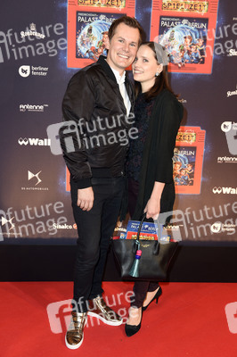 Weltpremiere 'Spiel mit der Zeit' in Berlin