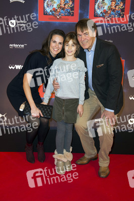 Weltpremiere 'Spiel mit der Zeit' in Berlin