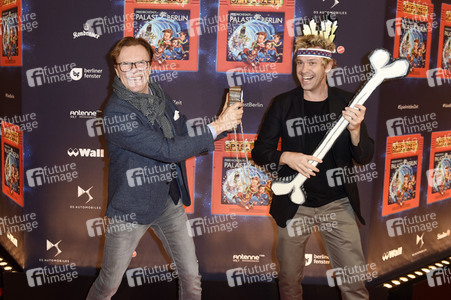 Weltpremiere 'Spiel mit der Zeit' in Berlin