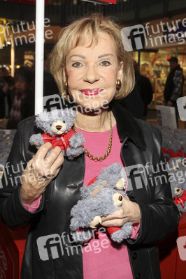 22. Charity Teddybären Verkauf in Hamburg