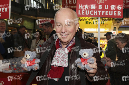 22. Charity Teddybären Verkauf in Hamburg