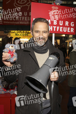 22. Charity Teddybären Verkauf in Hamburg