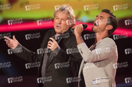 TV-Show 'Die Schlager des Jahres - Die große Show der Schlager, Stars und Storys 2017' in Suhl