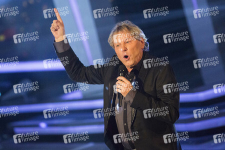 TV-Show 'Die Schlager des Jahres - Die große Show der Schlager, Stars und Storys 2017' in Suhl