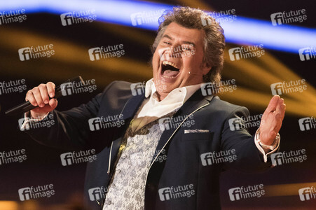 TV-Show 'Die Schlager des Jahres - Die große Show der Schlager, Stars und Storys 2017' in Suhl