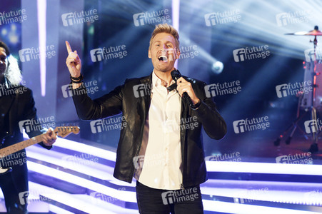 TV-Show 'Die Schlager des Jahres - Die große Show der Schlager, Stars und Storys 2017' in Suhl