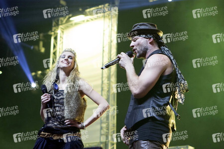 Die Mega 90er Live - Das Party-Festival-Konzert in Hamburg