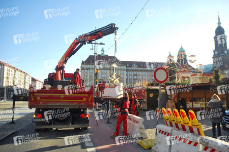 Sicherheitsmaßnahmen beim Striezelmarkt in Dresden