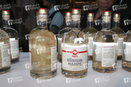 Pressekonferenz der Wodka Marke Königin Mampe in Berlin